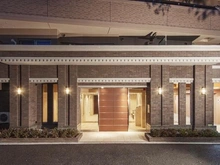 【東京都/世田谷区千歳台】ナイスブライトピア世田谷千歳台 エントランス：夜間撮影