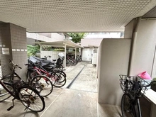 【東京都/世田谷区上北沢】藤和上北沢ホームズ 駐輪場