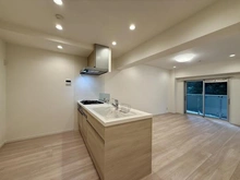 【東京都/世田谷区上用賀】パシフィック馬事公苑前 2号棟 LDK