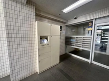 【東京都/狛江市和泉本町】ラヴィドール狛江 宅配BOX