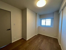 【東京都/狛江市和泉本町】ラヴィドール狛江 洋室