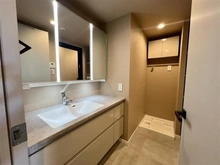 【東京都/狛江市和泉本町】ラヴィドール狛江 洗面所