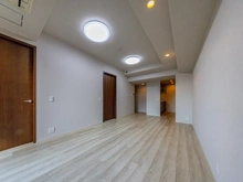 【東京都/渋谷区恵比寿南】プラウド恵比寿ヒルサイドガーデン リビング・ダイニング