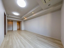 【東京都/渋谷区恵比寿南】プラウド恵比寿ヒルサイドガーデン リビング・ダイニング