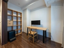 【東京都/渋谷区恵比寿】ザ・パークハウス恵比寿 洋室：スライド式ドアを採用しLDと一体として使用いただけます