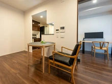 【東京都/渋谷区恵比寿】ザ・パークハウス恵比寿 リビング・ダイニング：10.2帖LD・西向き