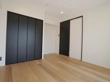 【東京都/渋谷区恵比寿西】日商岩井代官山マンション 洋室：約5.4帖の洋室（南側）