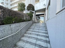 【東京都/渋谷区広尾】広尾マンション B棟 アプローチ