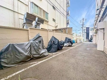 【東京都/渋谷区広尾】広尾マンション 駐輪場：バイク置場空き有　月額5,000円（2026年6月5日現在）
