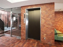 【東京都/港区南青山】南青山マンション 共用部：エレベーター