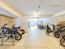 【東京都/目黒区中目黒】シティハウス中目黒レジデンス 駐輪場：バイク置場