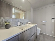 【東京都/世田谷区松原】松原フラット 洗面室：＋トイレ