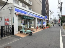 【東京都/世田谷区松原】松原フラット ローソン明大前南店（現地より約600m）