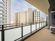 【東京都/品川区西五反田】プラウドタワー目黒MARC バルコニー：奥行は1,950mm