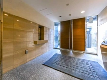 【東京都/渋谷区初台】ファミールグラン代々木の杜 エントランス