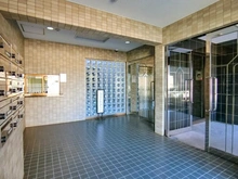 【千葉県/松戸市八ケ崎】ハイシティ馬橋 エントランス