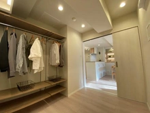 【東京都/北区滝野川】レーベンハイム板橋フィーリア 洋室：家具・エアコン付き