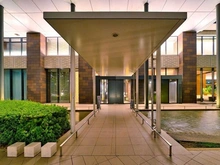 【東京都/江東区東雲】プラウドタワー東雲キャナルコート アプローチ