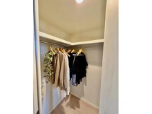 【東京都/北区中十条】ゼファー中十条アクタージュ 収納：家具・エアコン付き