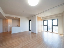 【東京都/中野区上鷺宮】プラウド上鷺宮 LDK：奥：洋室