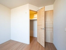 【東京都/中野区上鷺宮】プラウド上鷺宮 洋室：ウォークインクローゼット付