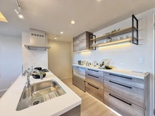 【東京都/江東区東雲】W Comfort Towers  EAST　 キッチン