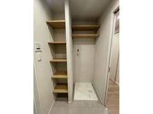 【東京都/台東区西浅草】ファミール浅草シティウエスト 洗面室：洗濯機置場