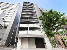 【東京都/文京区本郷】オープンレジデンシア本郷後楽園 外観：写真中央