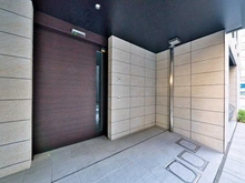 【東京都/文京区本郷】オープンレジデンシア本郷後楽園 駐輪場：出入口
使用料：月額200～300円/台
（全20台）