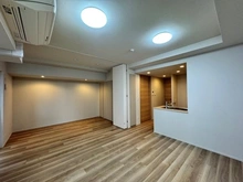 【東京都/千代田区神田東松下町】アルファグランデ千桜タワー 手前：LD　奥：洋室
