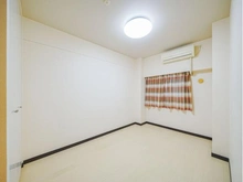【東京都/江東区新大橋】クレッセント東京ヴュータワー 洋室：約5.7帖
