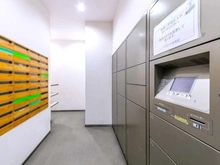 【東京都/千代田区神田佐久間町】ベラカーサ秋葉原 宅配BOX：左側：メールBOX