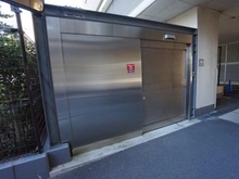 【千葉県/千葉市稲毛区小仲台】プラウドタワー稲毛 駐輪場