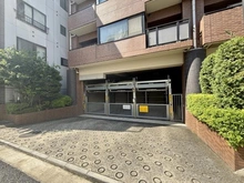 【東京都/文京区本郷】藤和本郷壱岐坂ホームズ 駐車場