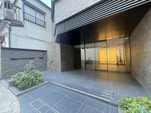 【東京都/文京区本郷】オープンレジデンシア本郷三丁目 エントランス