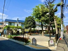 【東京都/文京区本郷】パークホームズ本郷　ザ　レジデンス 森川町児童遊園（現地より約40m）