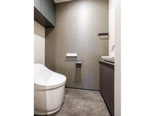 【東京都/千代田区神田駿河台】プラウド神田駿河台 トイレ