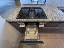 【東京都/文京区根津】イニシア文京根津 キッチン：ガスコンロ・グリル