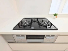 【東京都/足立区梅田】プライムスクエア―梅島 キッチン：3口コンロ