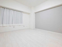 【東京都/足立区梅田】プライムスクエア―梅島 洋室：約6.1帖 ウォークインクローゼット付き