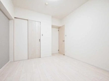 【東京都/足立区梅田】プライムスクエア―梅島 洋室：約6.1帖 ウォークインクローゼット付き