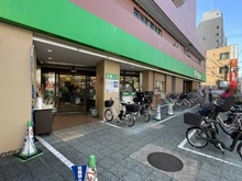 【東京都/文京区千駄木】オープンレジデンシア千駄木ヒルズ サミットストア千駄木店（現地より約590m）