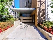 【東京都/新宿区中落合】クラッシィハウス新宿中落合 エントランス