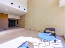 【東京都/新宿区中落合】クラッシィハウス新宿中落合 エントランス