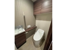 【埼玉県/川口市栄町】プラウドタワー川口クロス トイレ