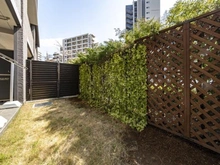 【埼玉県/川口市並木】エステムコート川口並木サウスガーデン 眺望：専用庭