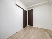 【埼玉県/川口市並木】エステムコート川口並木サウスガーデン 洋室：5.5帖