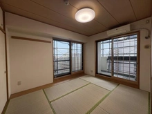 【埼玉県/川口市栄町】コスモ川口栄町 和室：約６帖
※大規模修繕工事中