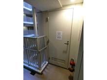 【埼玉県/川口市飯塚】ドリームタワーキュアレジデンス 共用部：各階ゴミ置場