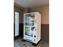 【埼玉県/蕨市中央】ライオンズマンション蕨中央第2 ロビー　自販機